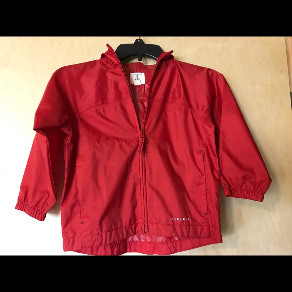Lands’ End size small (4) toddler boys raincoat